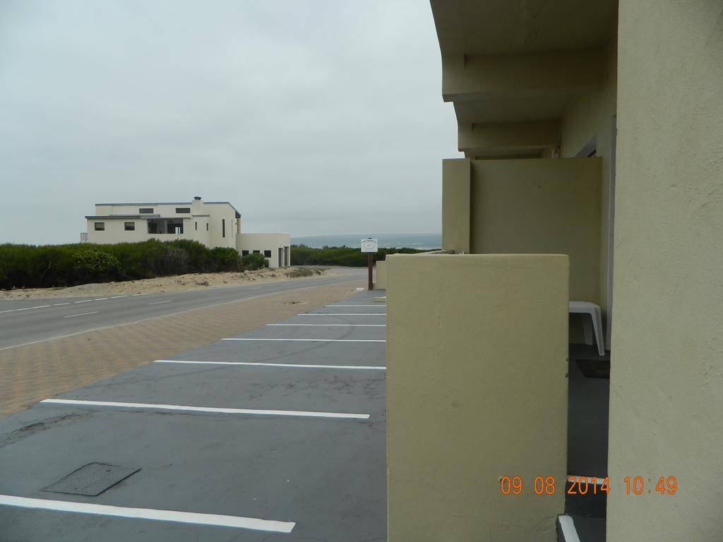 Whale Watchers Inn Witsand Exterior photo