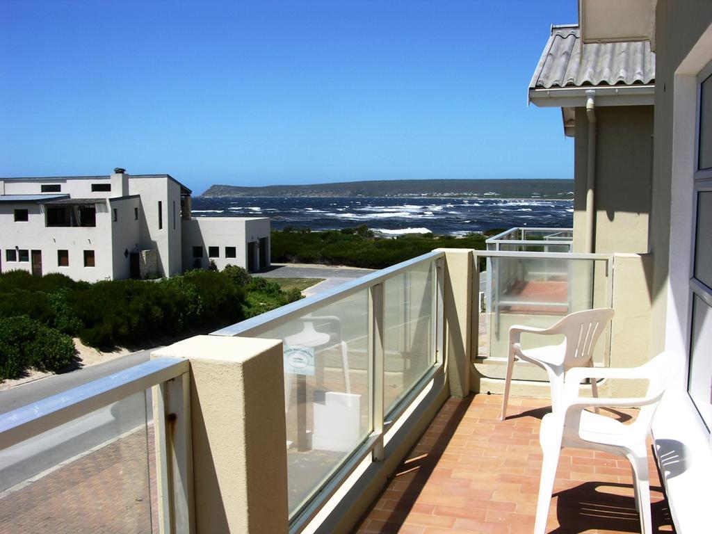 Whale Watchers Inn Witsand Exterior photo